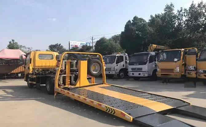 循化汽车中途维修案例